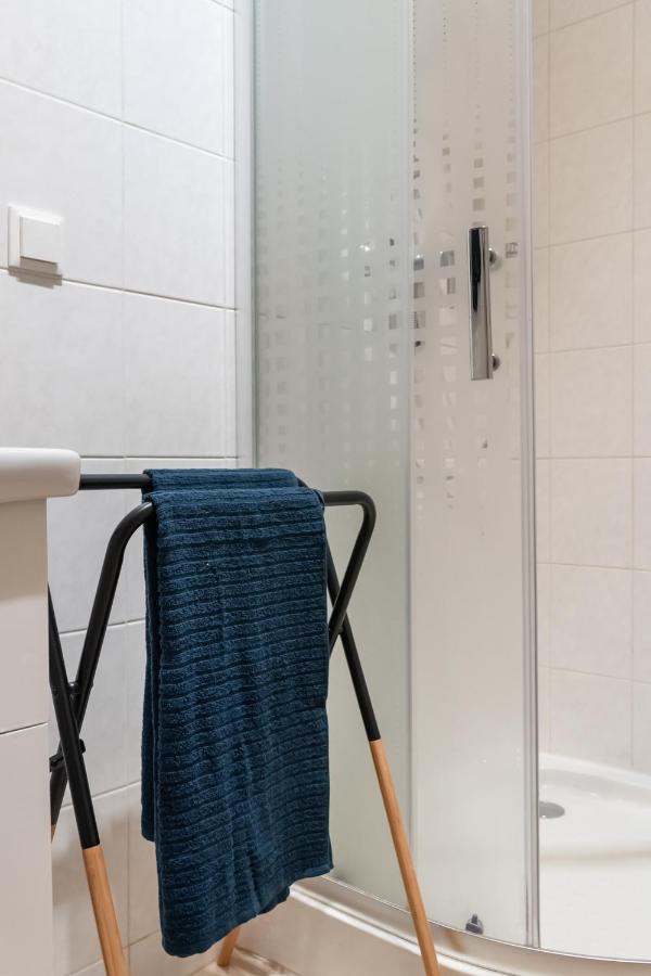 Bright, Cozy & Quiet Apartment Wina Bagian luar foto
